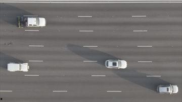 国产小车行驶视频素材下载,视频素材中的驾驶体验解析