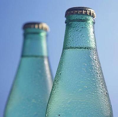 国产汽水兴衰史图解视频,从辉煌到低谷的百年历程