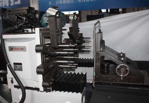 国产32轴机床视频